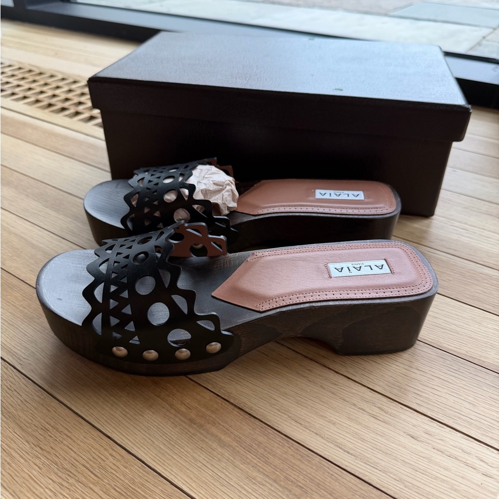 Alaia Black Cutout Mules